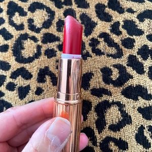 Charlotte Tilbury So Marilyn Red Lipstick